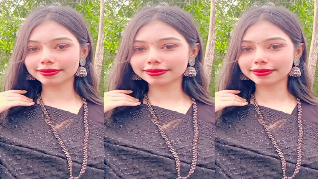 Beautiful Slim Horny Gf Fingering Video